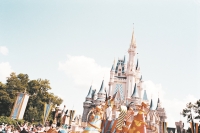 21_cindarella-castle-parade.jpg